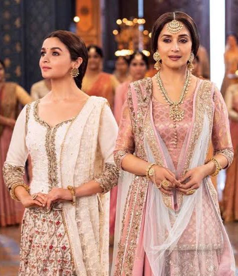 Madhuri Dixit: The Iconic Diva Inspiring Bollywood’s New-Age Stars