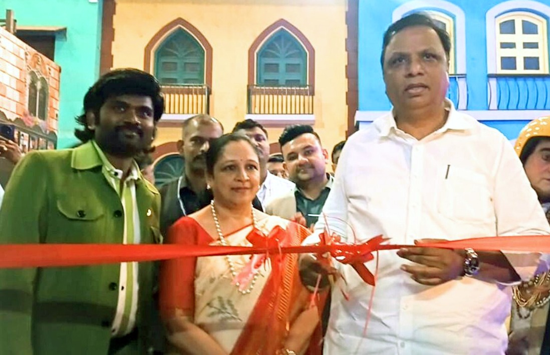 Ashish Shelar Unveils 360-Degree Cinema Experience at Bollywood Park, Filmcity
