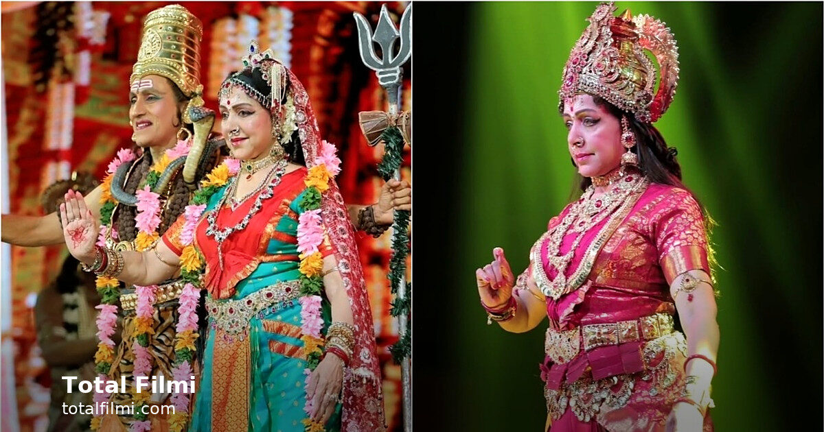 At 77, Hema Malini Dances as Goddess Durga at Navratri